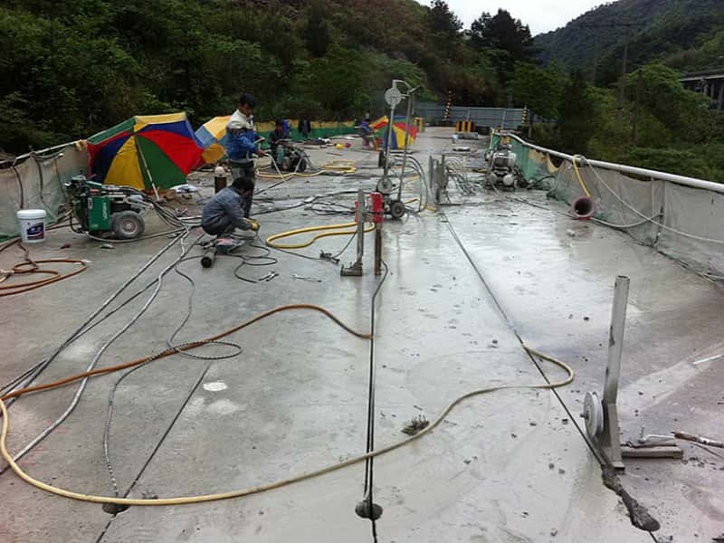 崇左公路注浆工程：筑牢交通基石，助力城市发展