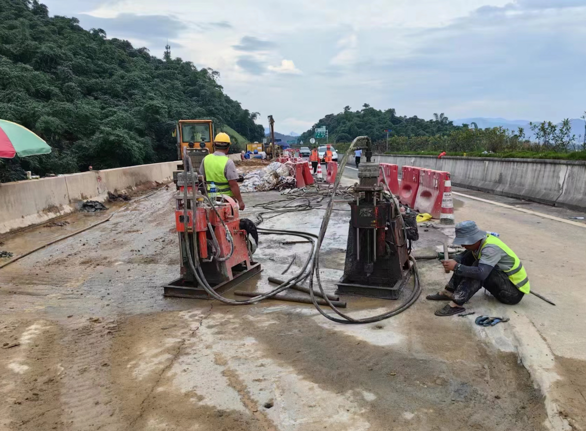 萍乡公路：注浆加固工程全力攻坚
